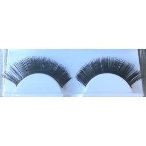 False Lashes + Adhesive : Style 011 Be Bold